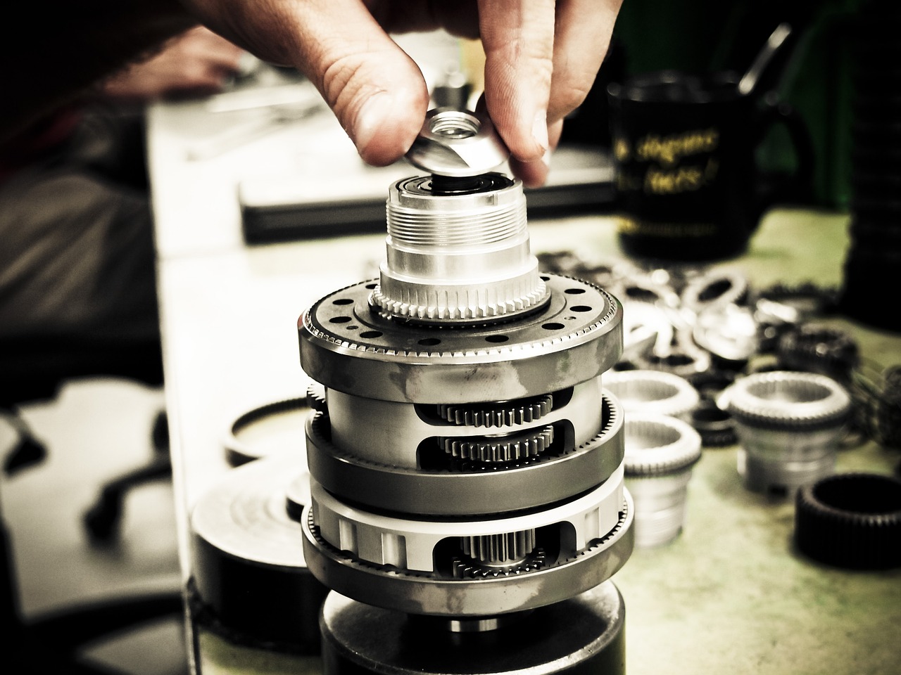 意识到你正在使用技术支持并没有那么容易