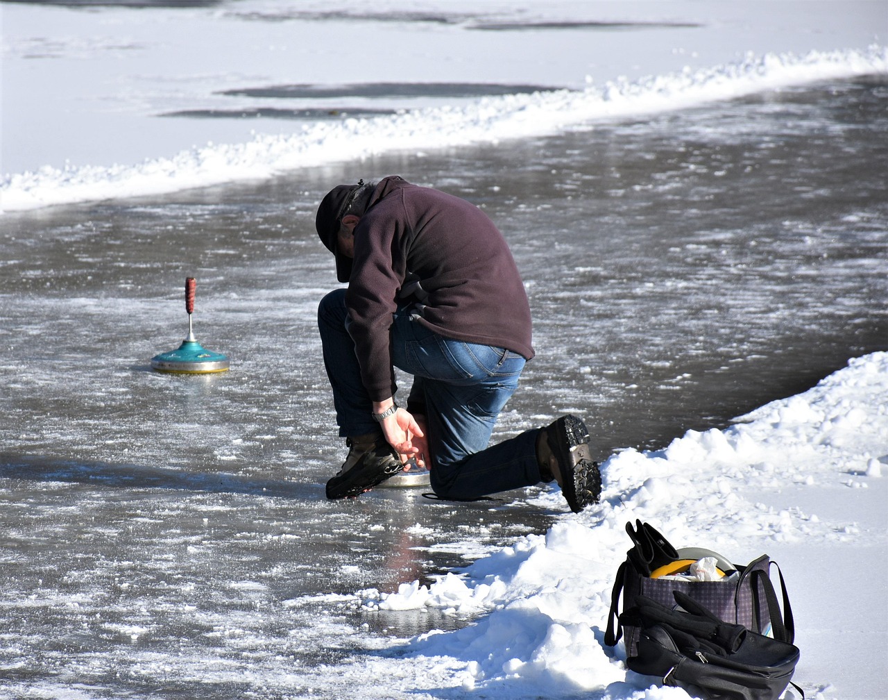 七星柔和7mg：如何注册货运代理公司